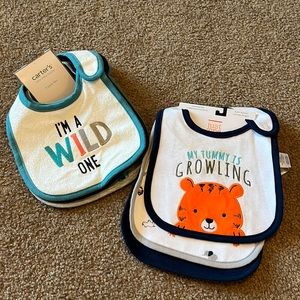 Carter’s BNWT bibs.